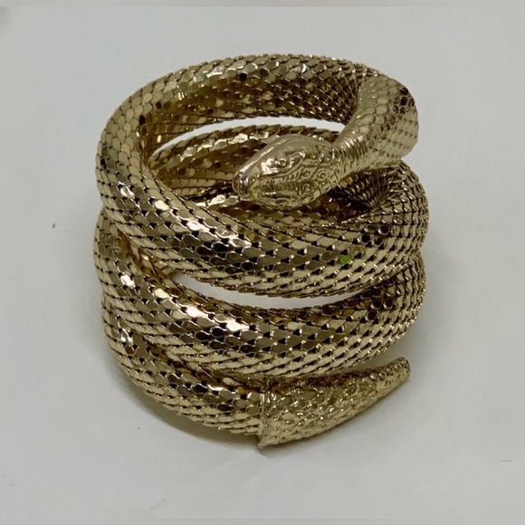 Vintage Whiting & Davis Gold Metal Mesh Serpentine Wrap Around Snake Bracelet - Picture 7 of 11